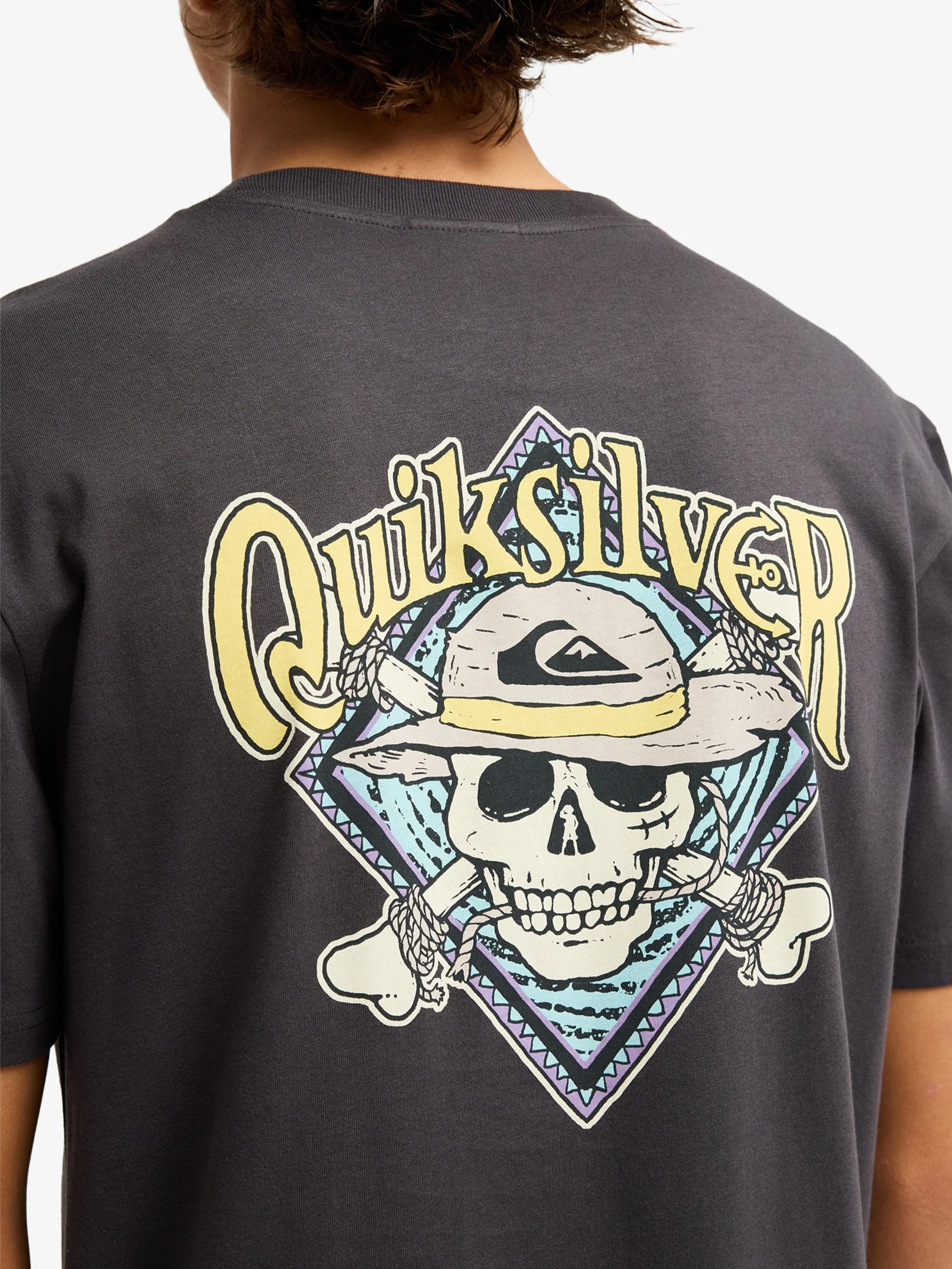 Mens One Piece Pirate Island T-Shirt - Image 4